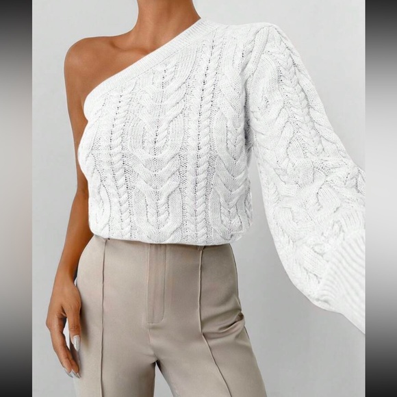 Iliana White Off Shoulder Braid Cable Knit Sweater Top